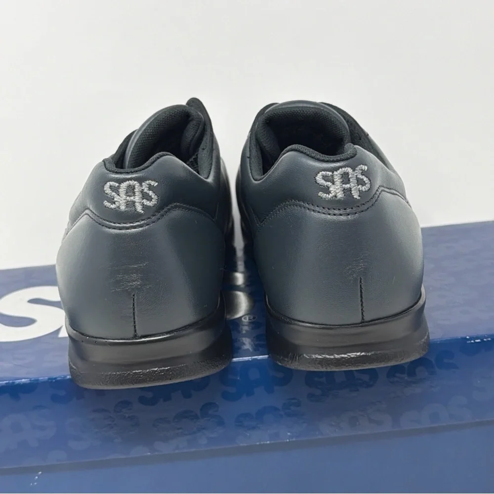 SAS Free Time Womens 9M Navy Leather Walking Shoes USA STORE MODEL